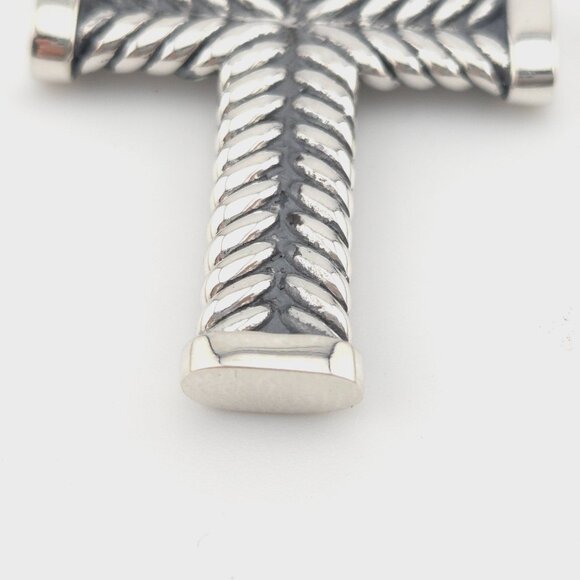 David Yurman Sterling Silver Cable 45 x 27mm Classic Chevron Cross Pendant Pouch - Picture 6 of 9